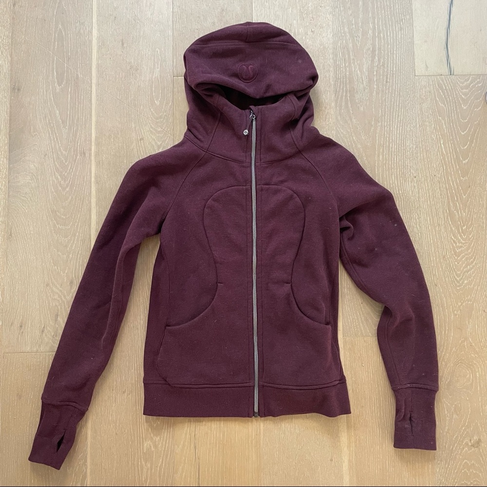 Maroon Lululemon scuba hoodie.